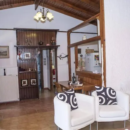 Mary's House * Никиана