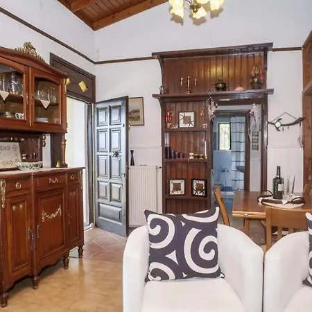 Mary's House * Никиана